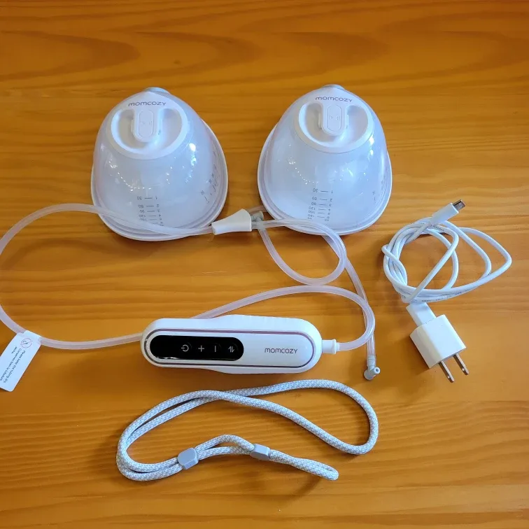 Momcozy V2 Wearable Electric Breast Pump - Like New! image indicator(5)