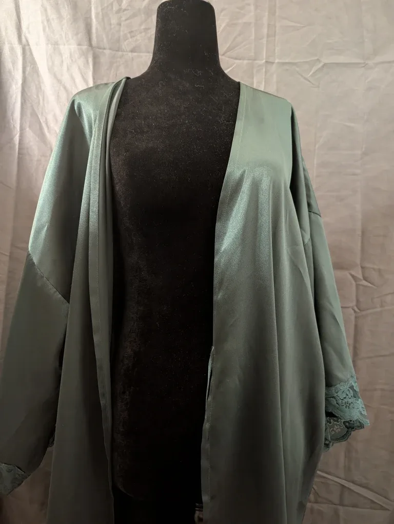 Green Satin Robe with Lace Trim La Senza image indicator(4)