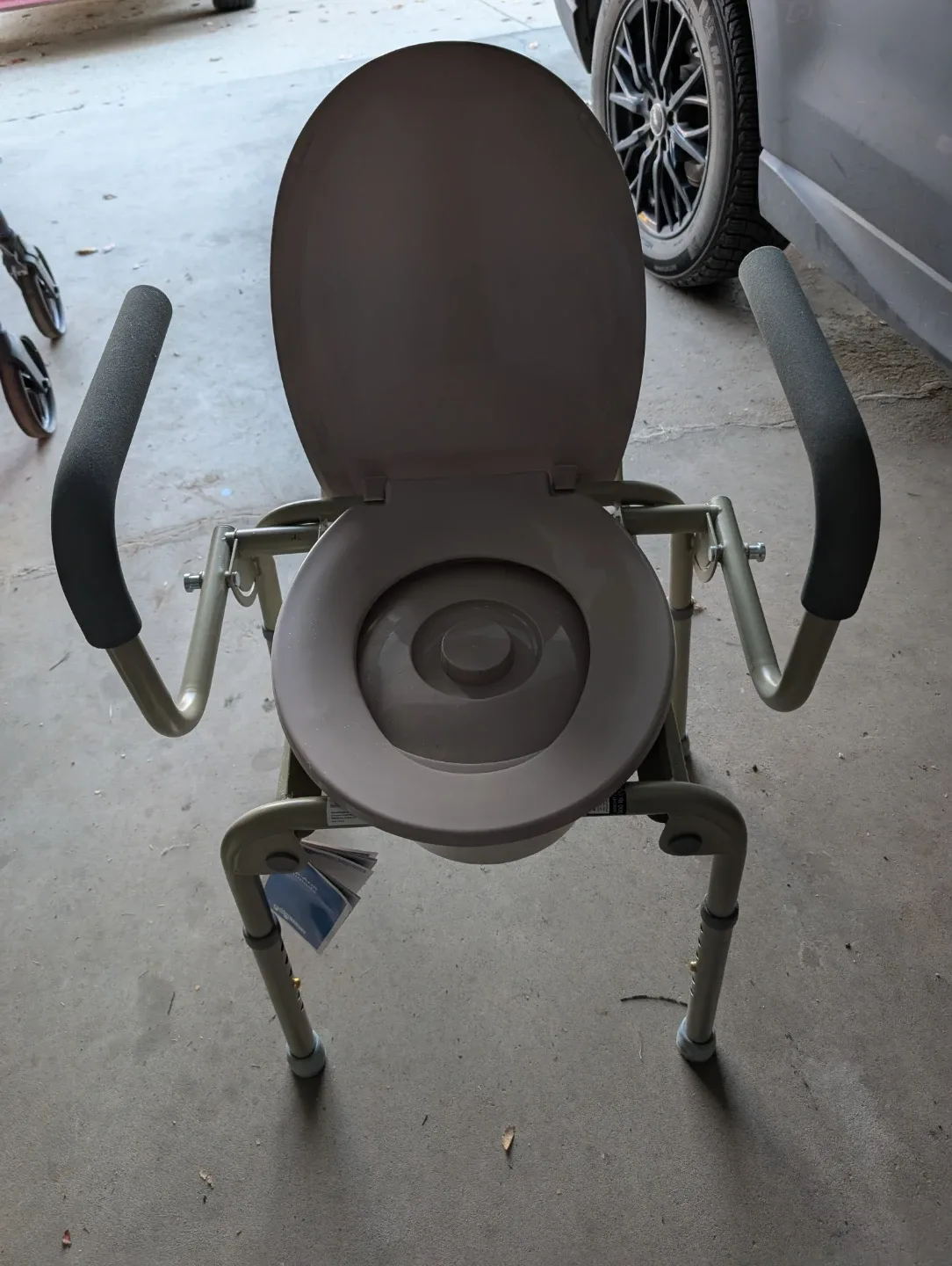 Portable Commode image indicator(2)