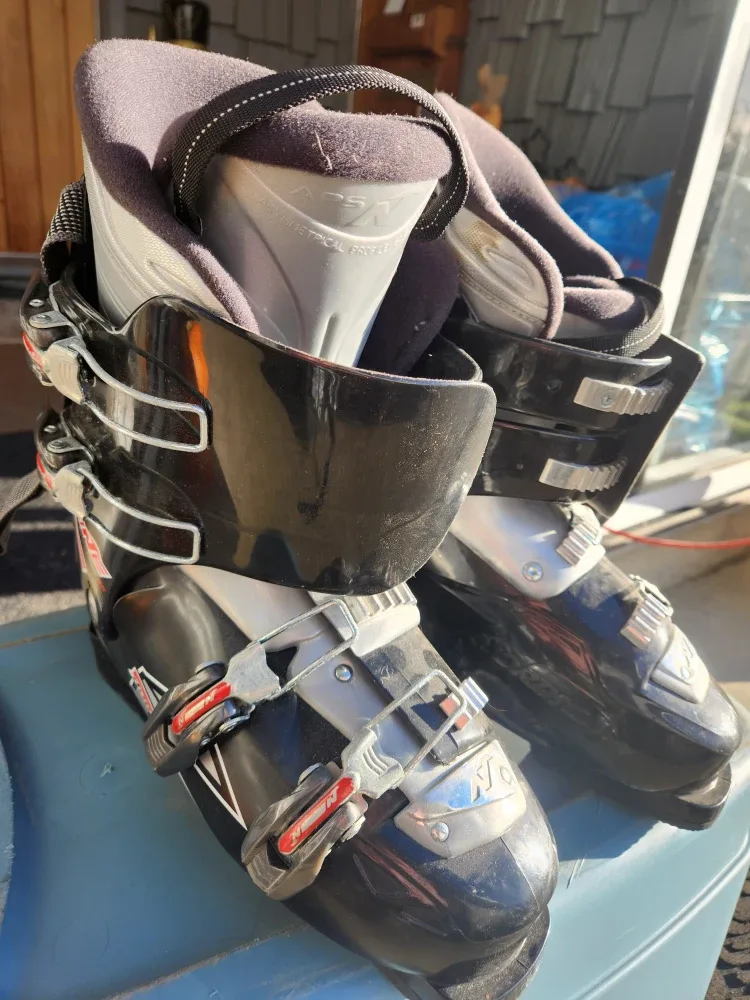 Nordica One Ski Boots - Size 28.5 (US 10.5)