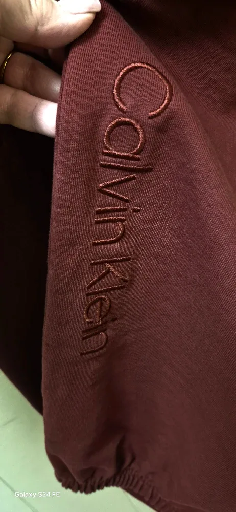 Ladies  joggers size small  but easily  fit med image indicator(3)