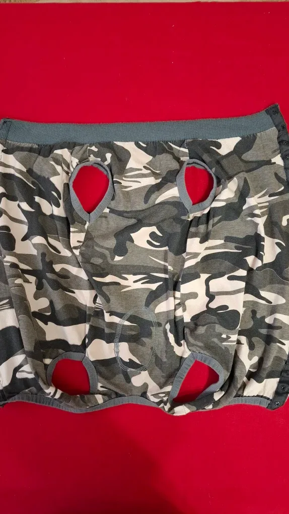 Camo Dog Recovery Suit - Size L image indicator(2)
