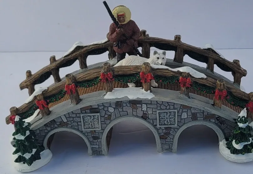 Winter Bridge Figurine with Hunter & Fox image indicator(5)