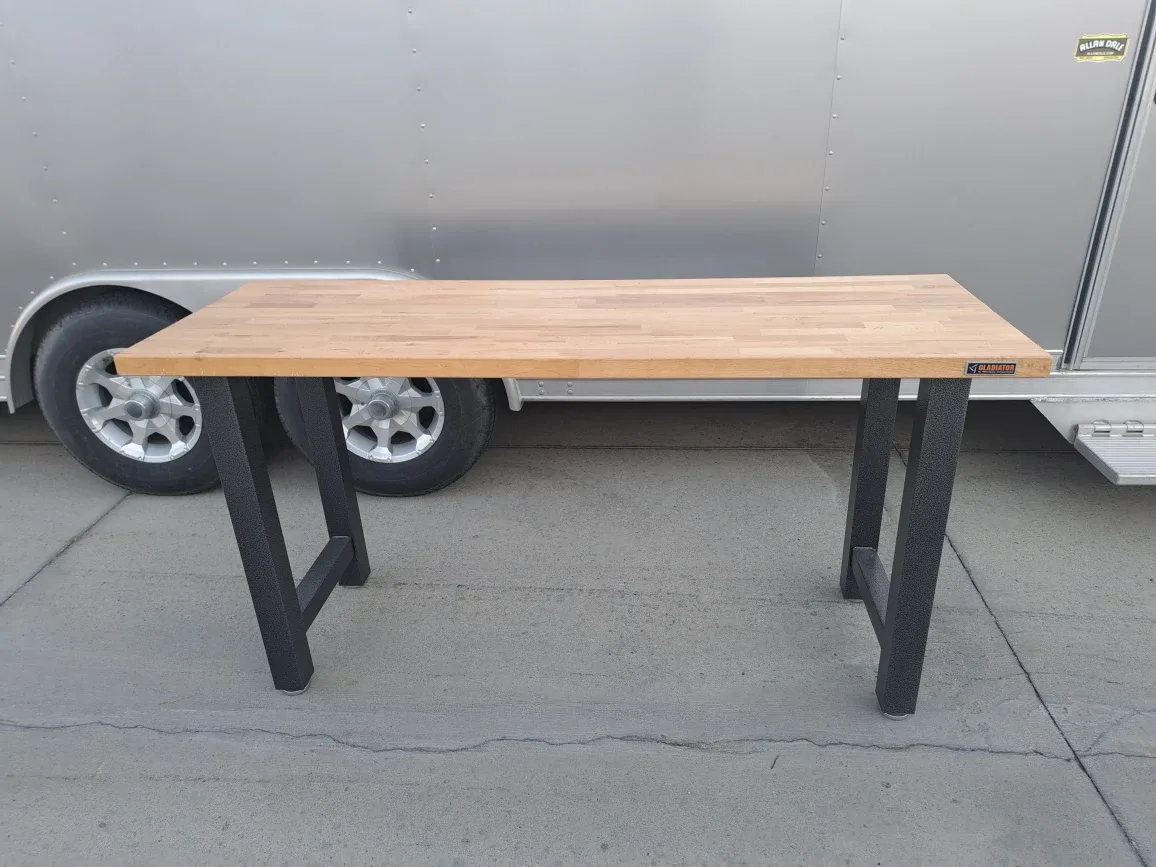 Gladiator Work Bench Rolling Cabinets image indicator(3)