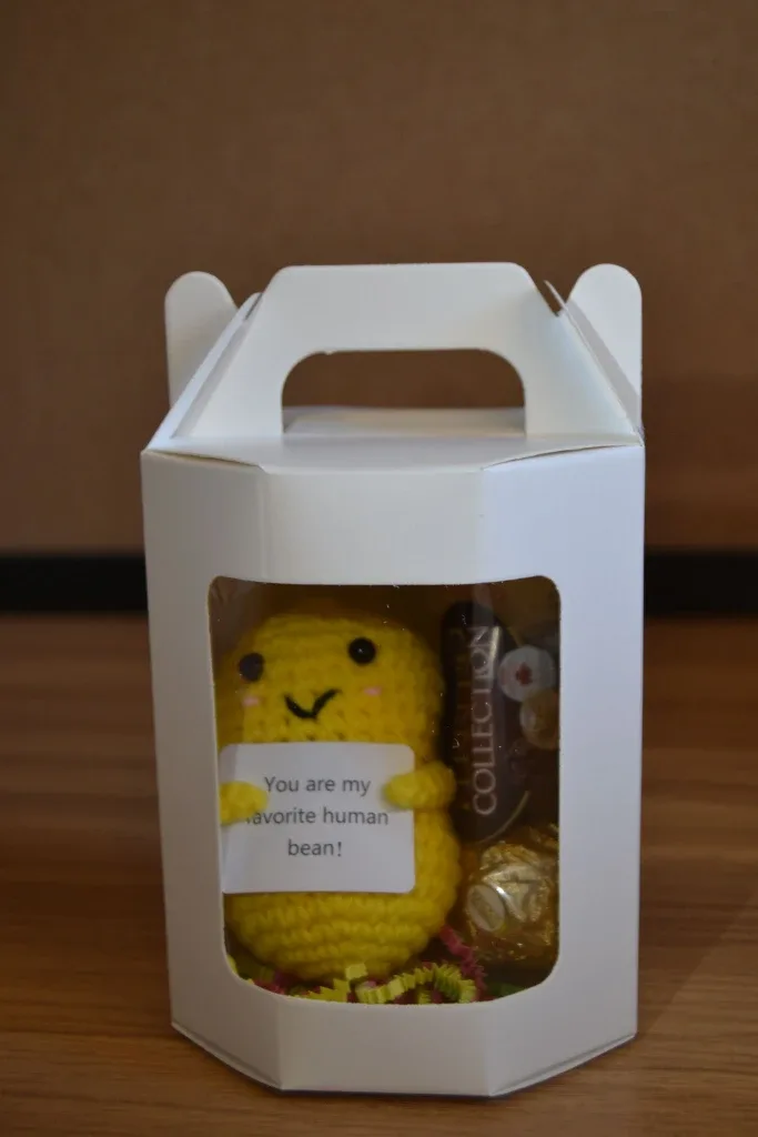 The "Favorite Human Bean" Petite Gift Box image indicator(3)