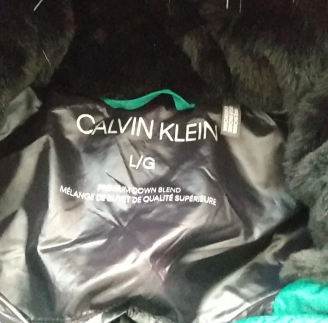 Ladies  green emerald Calvin Klein  puffer jacket image indicator(5)