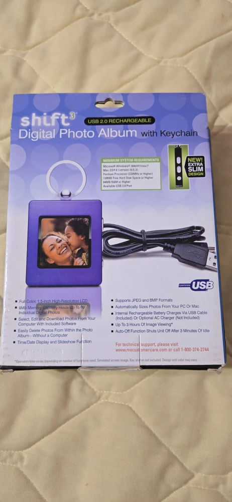 Shift3 Digital Photo Album with Keychain - photo 2