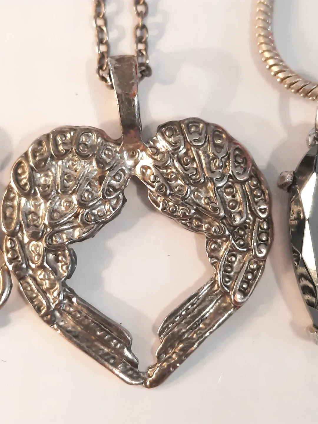 925 silver Assorted Pendants & Chains image indicator(2)