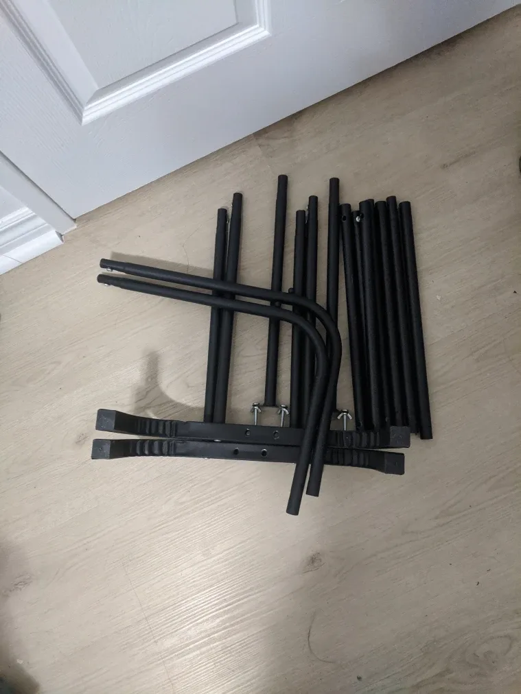 Black Metal Clothes Rack image indicator(4)