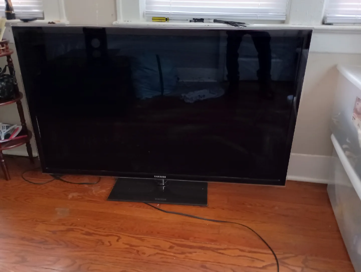 Samsung UN55D6050 55 inch TV image indicator(3)