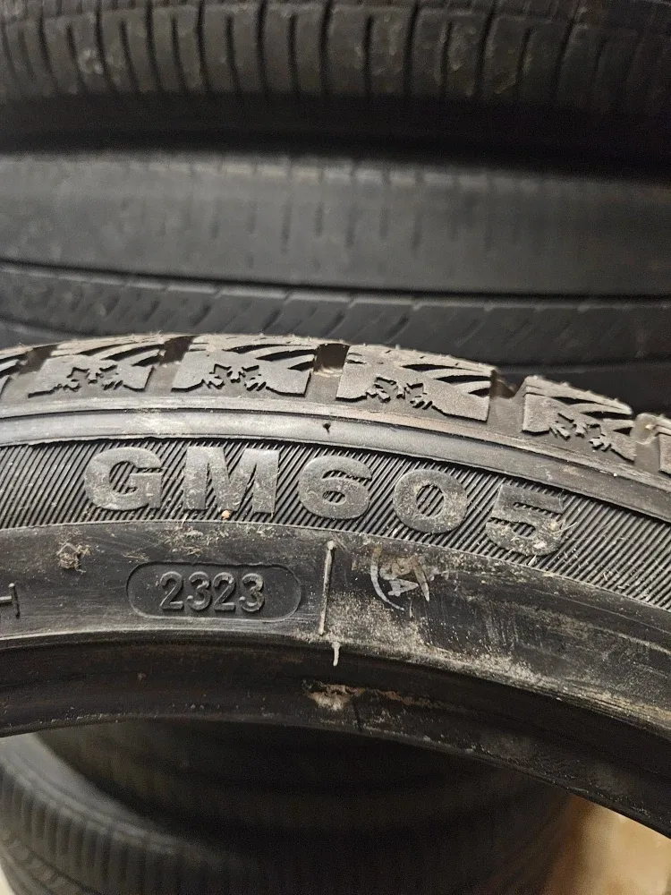 Brand New Set 225/45R18 GREMAX GM605  Winter Tires image indicator(4)