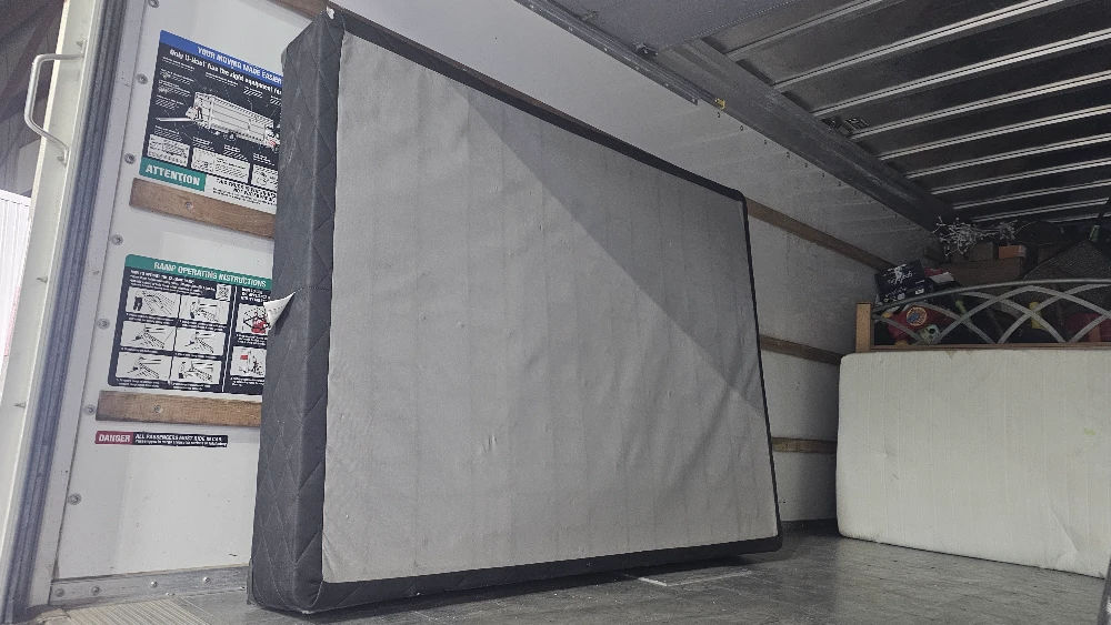 Mattress and box spring - photo 2