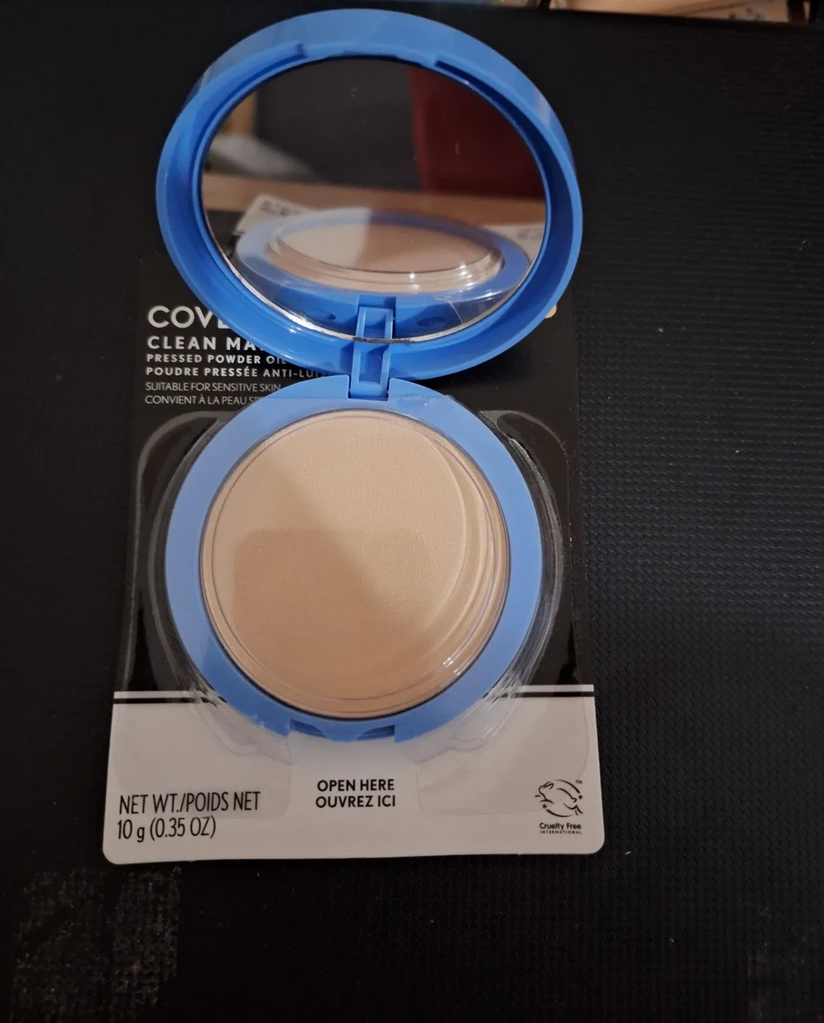 Covergirl Clean Matte Pressed Powder - Buff Beige image indicator(2)