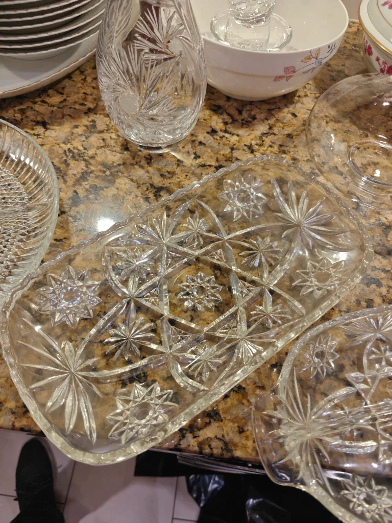 Crystal Serving Dishes image indicator(5)