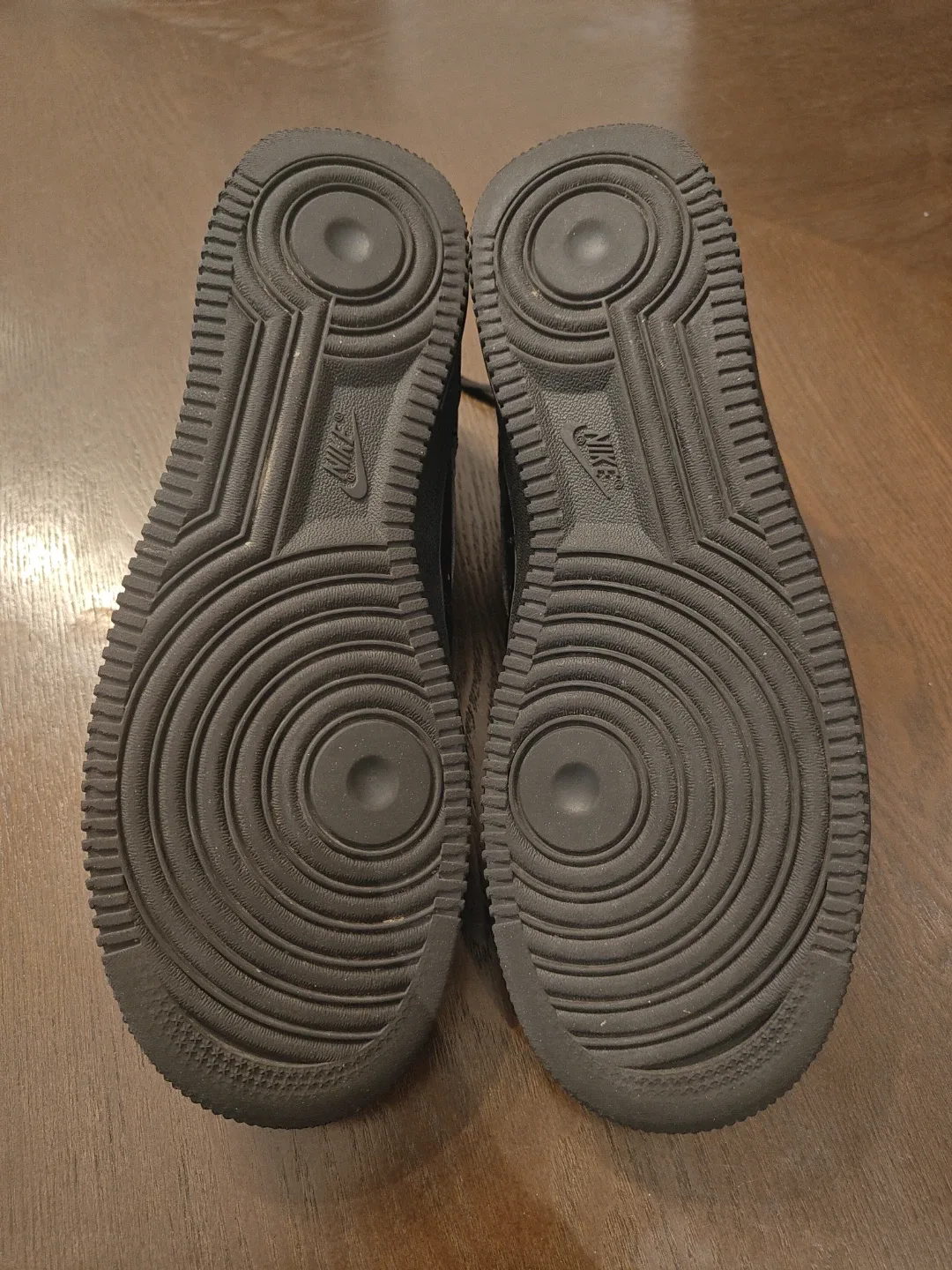 Nike Air Force 1 '07 Black - US 8 image indicator(4)