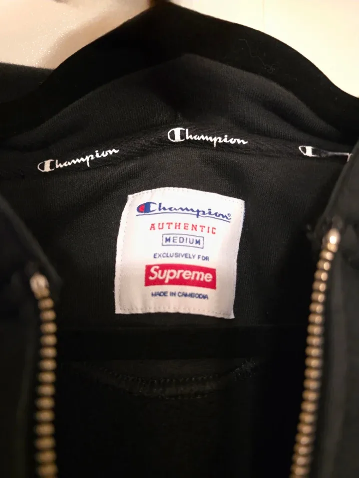 Supreme Champion Arc Hood Zip Up image indicator(4)