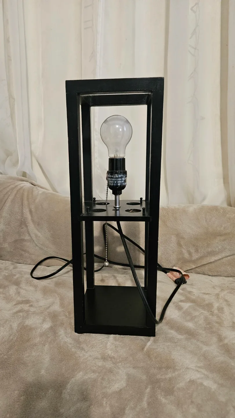 Black Wooden Frame Table Lamp