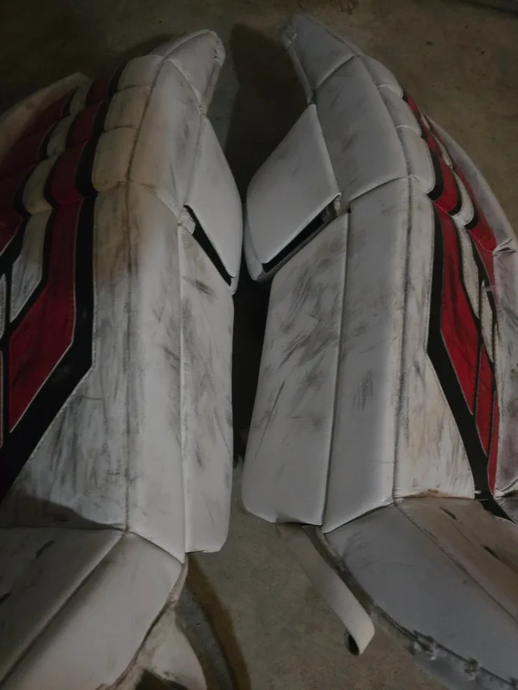 Vaughn Velocity VE9 INT Goalie Pads 30+2 image indicator(3)