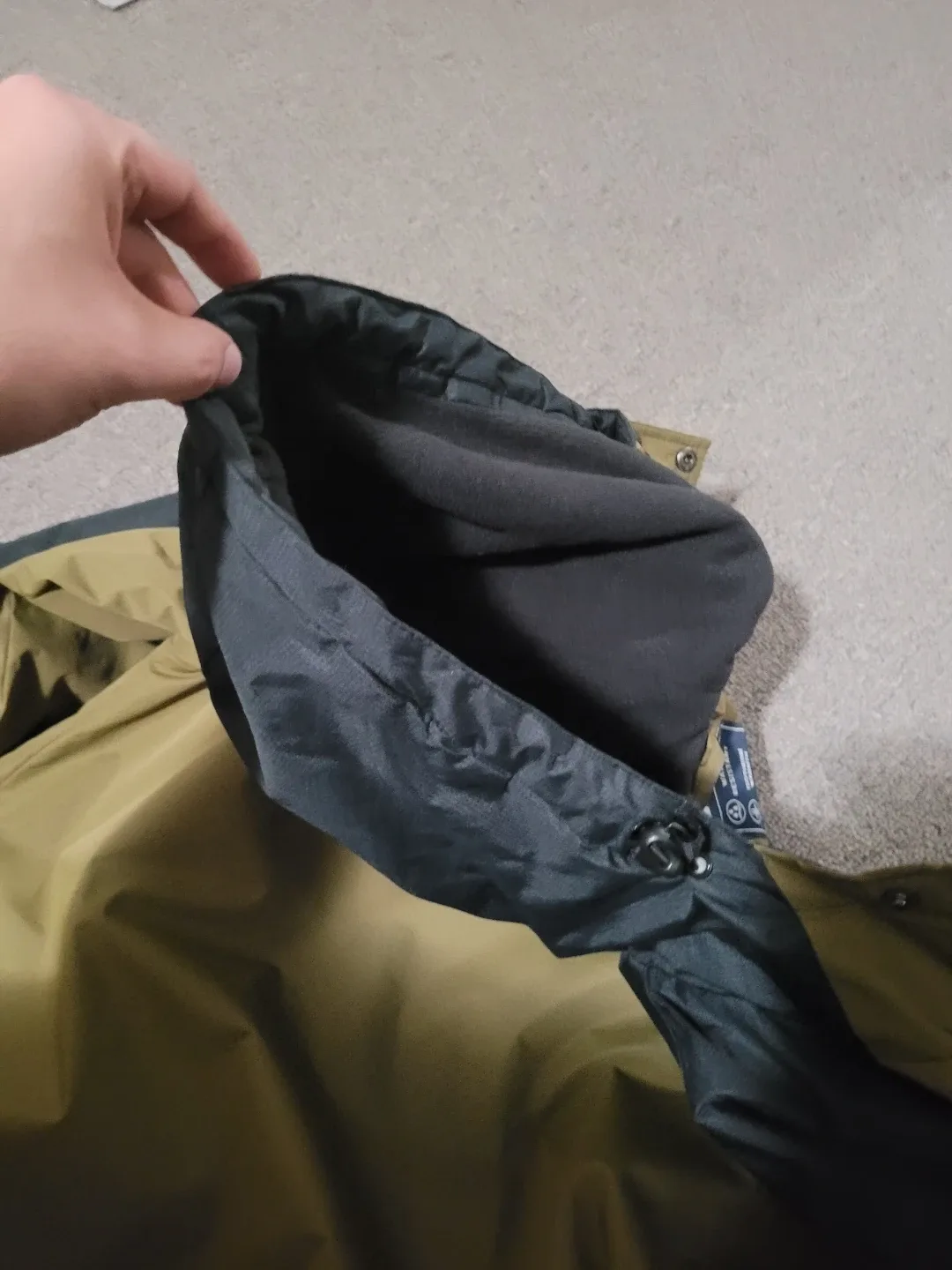 Mountain Warehouse Snow Jacket - Size L image indicator(5)