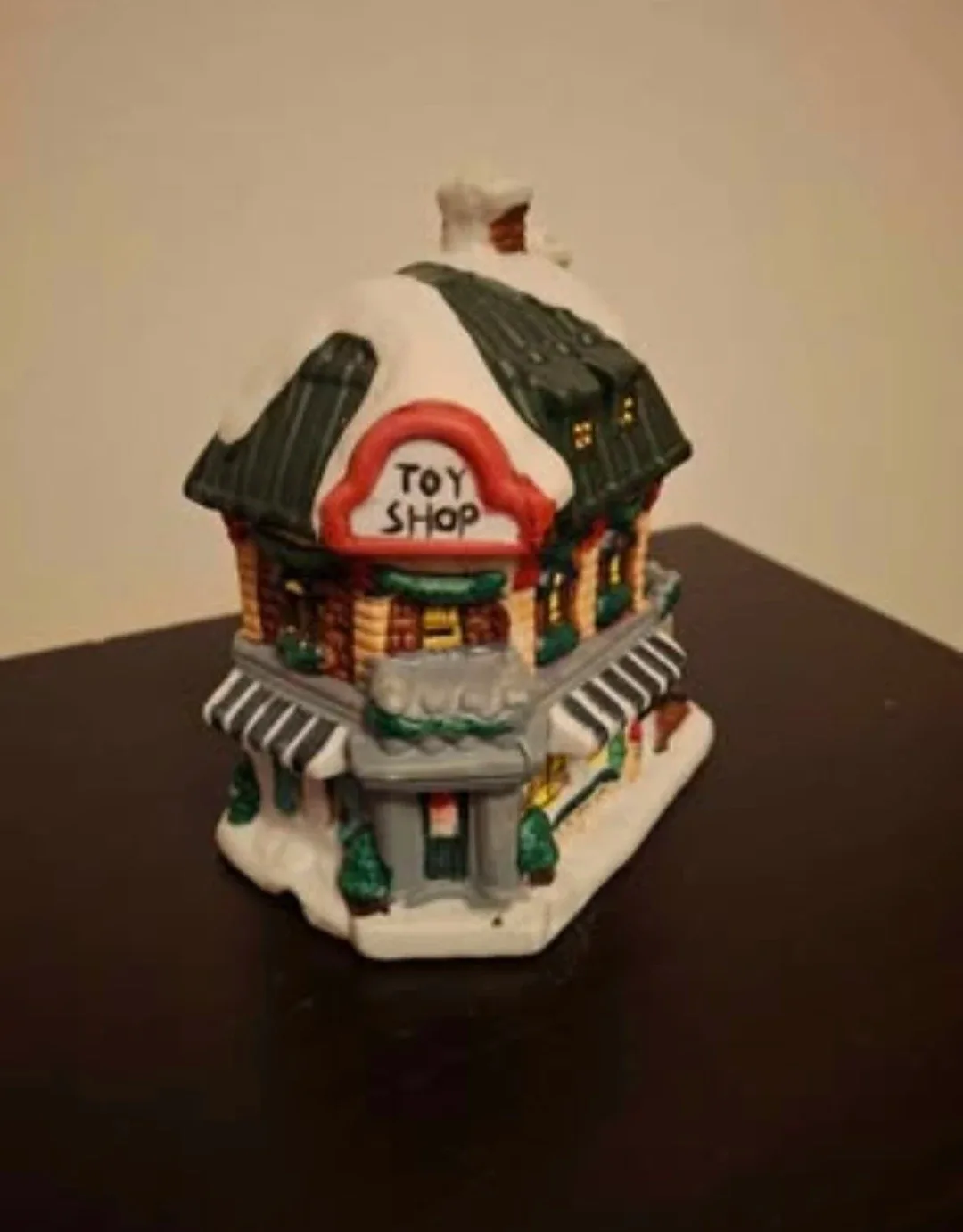 Collectible Christmas Village Pieces image indicator(2)