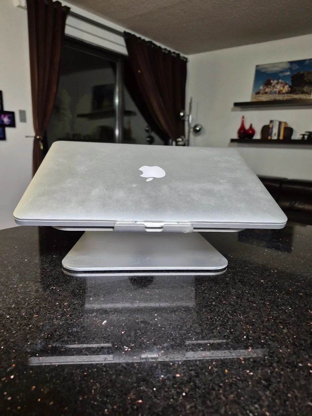 Rain Design mStand Laptop Stand image indicator(2)