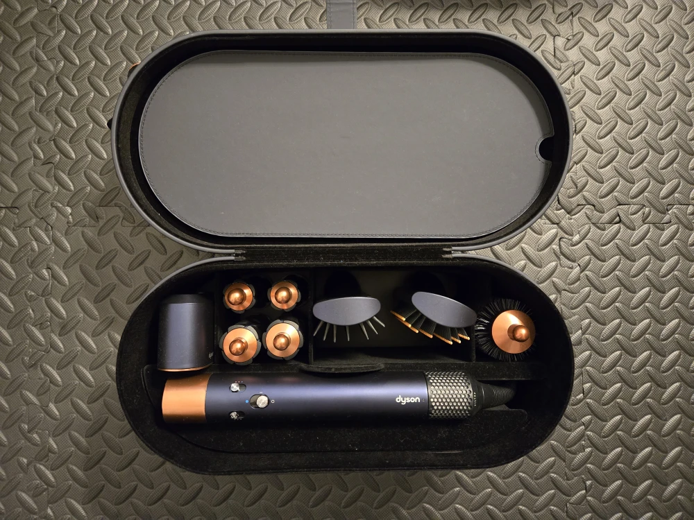 Dyson Airwrap Multi-Styler Complete with Case