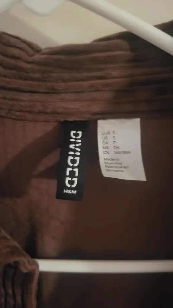 H&M Divided Brown Corduroy Shirt - Size S image indicator(3)