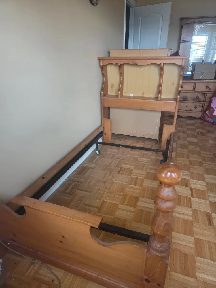 Wooden Bedroom Set - Headboard, Dresser, Mirror image indicator(3)