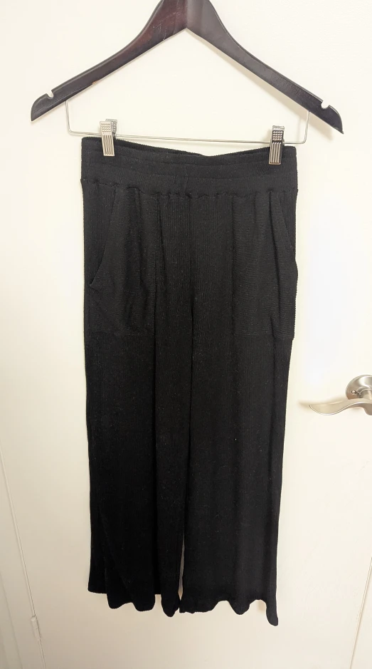 Shannon Passero Black Pants - Size Women's Small