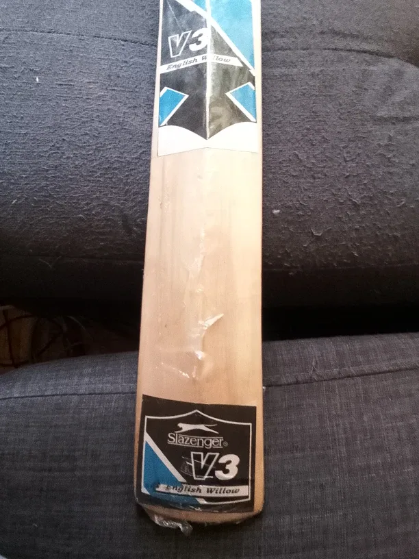 Slazenger V3 English Willow Cricket Bat