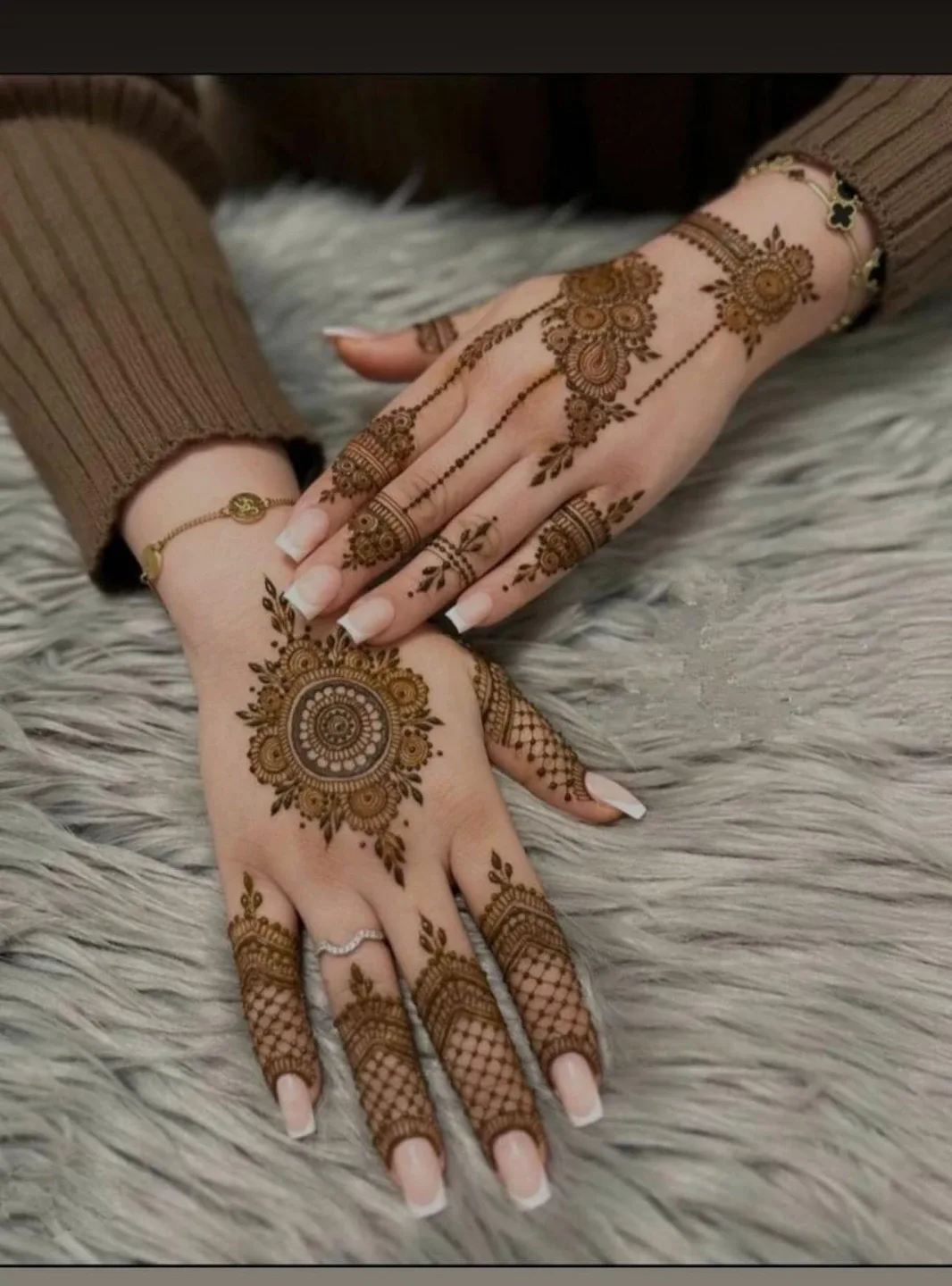 Tattoos image indicator(6)