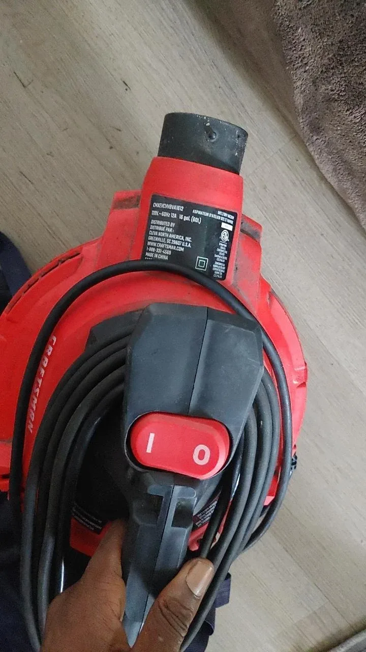 Craftsman corded dry/wet vacuum image indicator(3)