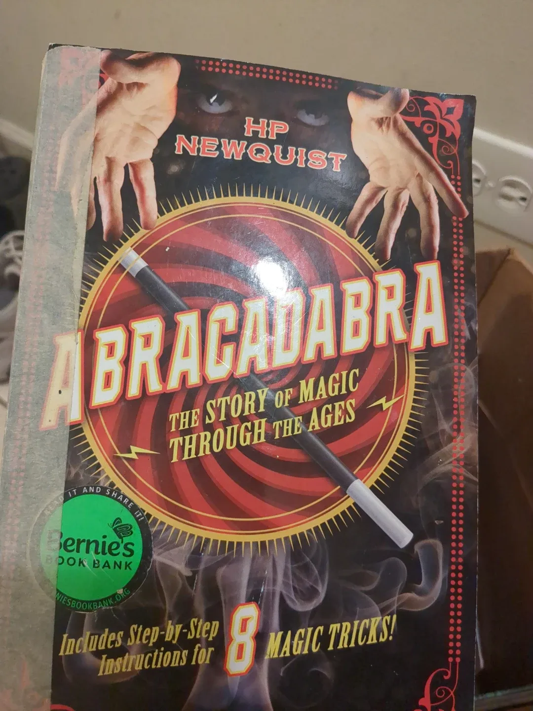 Assorted box of books image indicator(2)