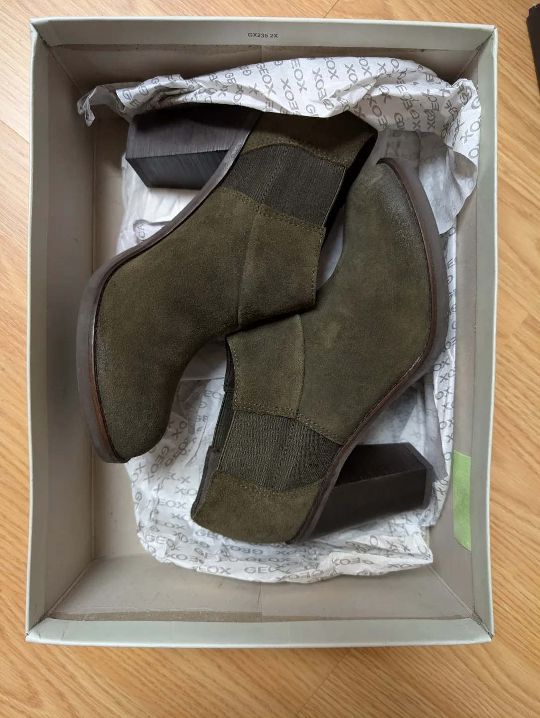 Geox D Glimmer A Oiled Suede Boots - Size 8 image indicator(4)