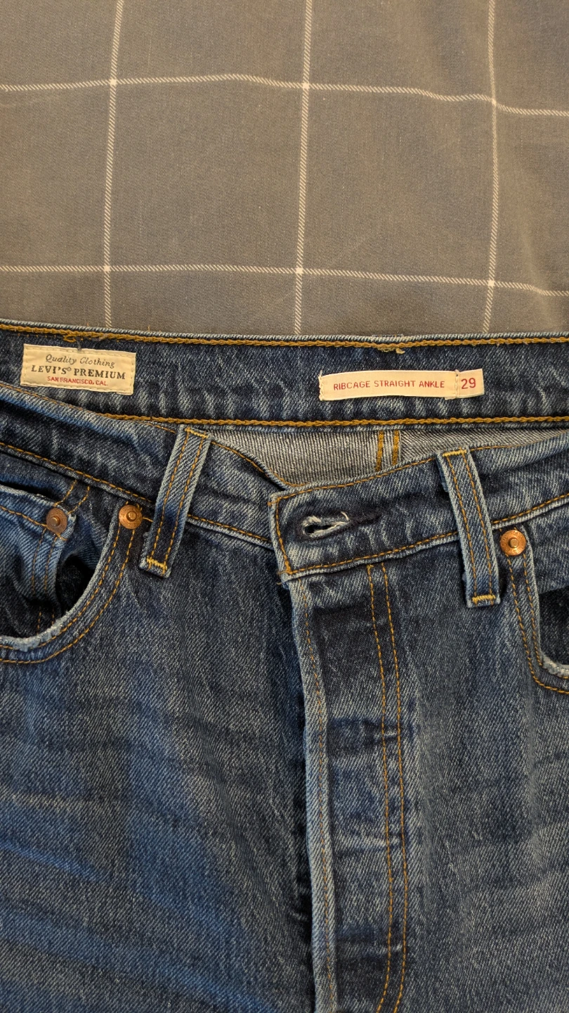 Levi's Ribcage Straight Ankle Premium Jeans - Size 29 - photo 2