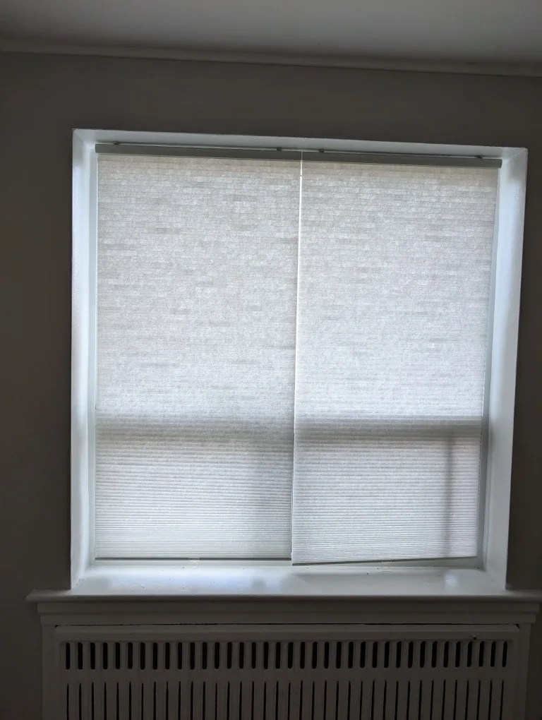 IKEA Hoppvals window Blinds - Grey & White image indicator(3)