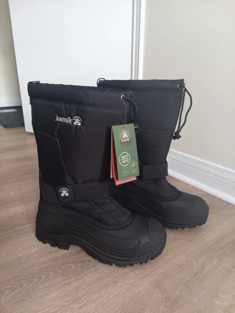 Kamik Black Winter Boots image indicator(3)