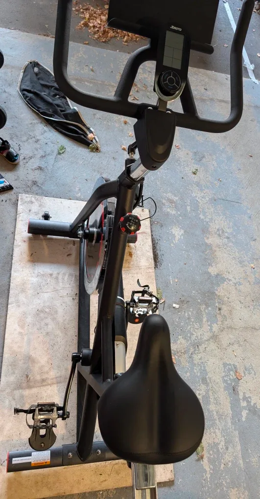 Joroto Exercise Bike image indicator(7)