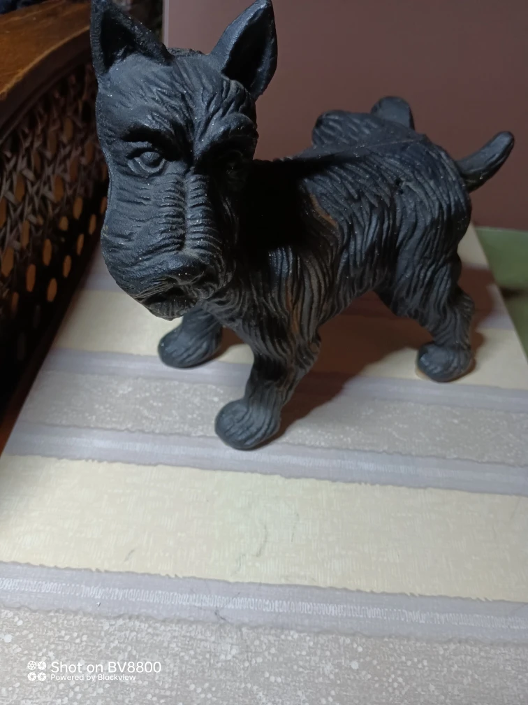 Vintage Cast Iron Scottie Dog Figurine