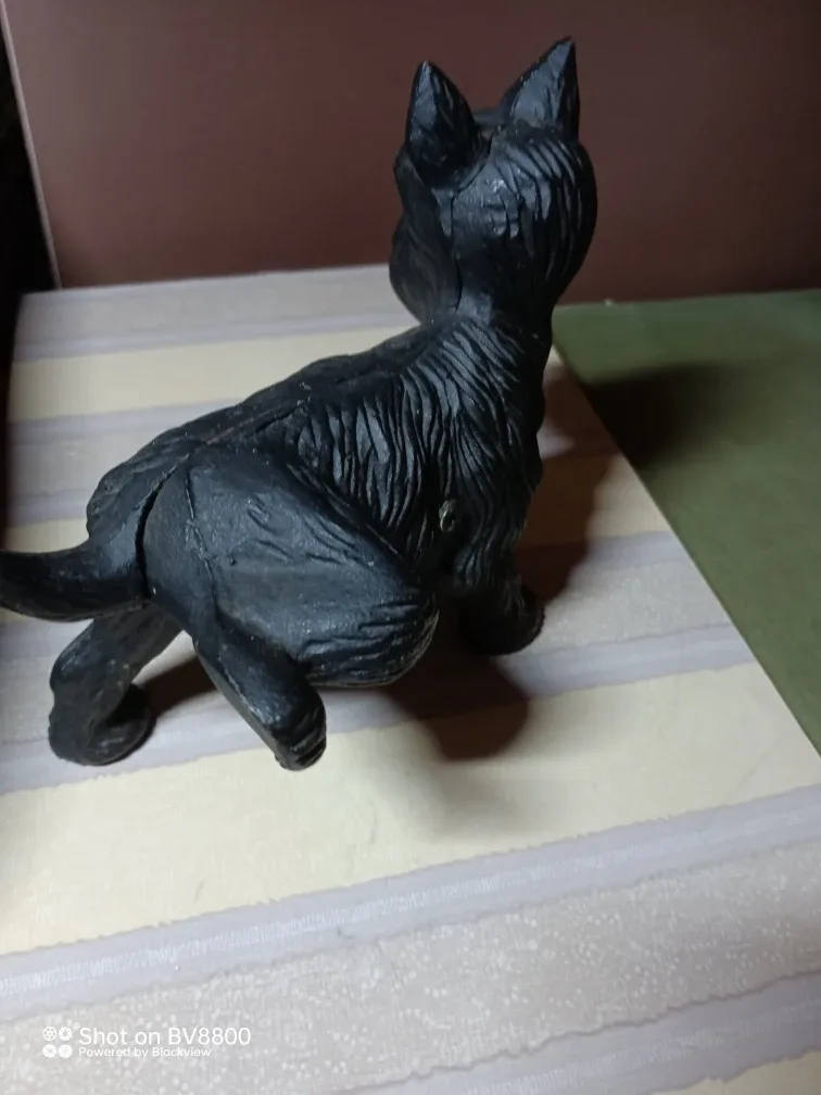 Vintage Cast Iron Scottie Dog Figurine image indicator(3)