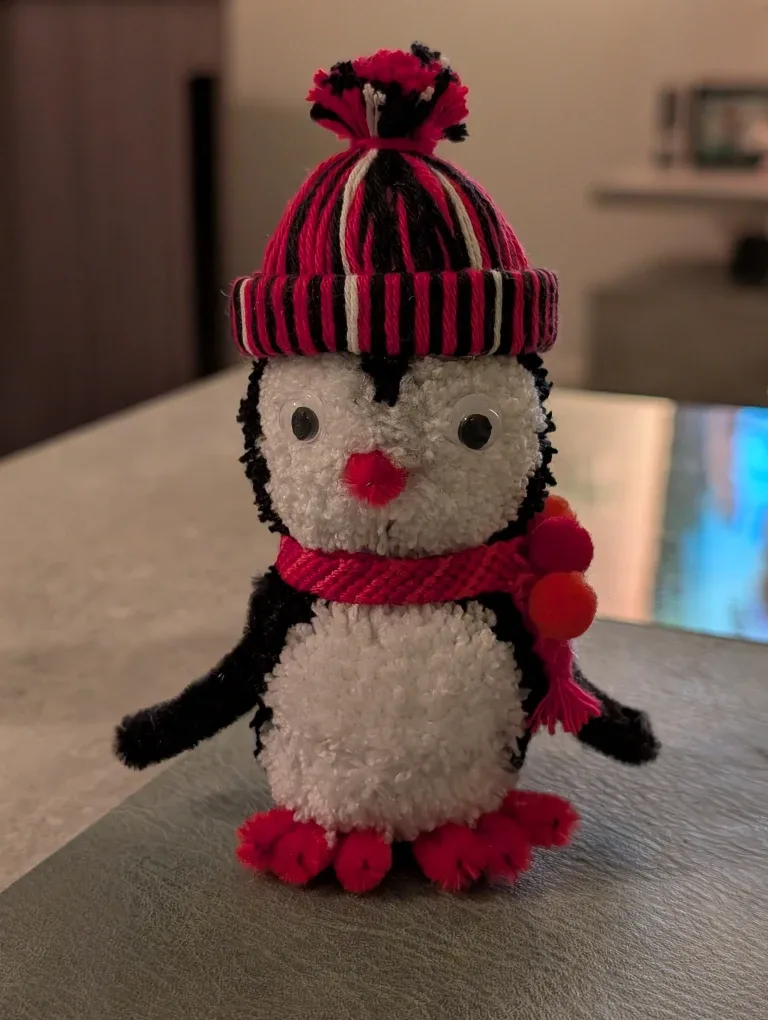 yarn Christmas gnomes, ornaments handmade image indicator(3)