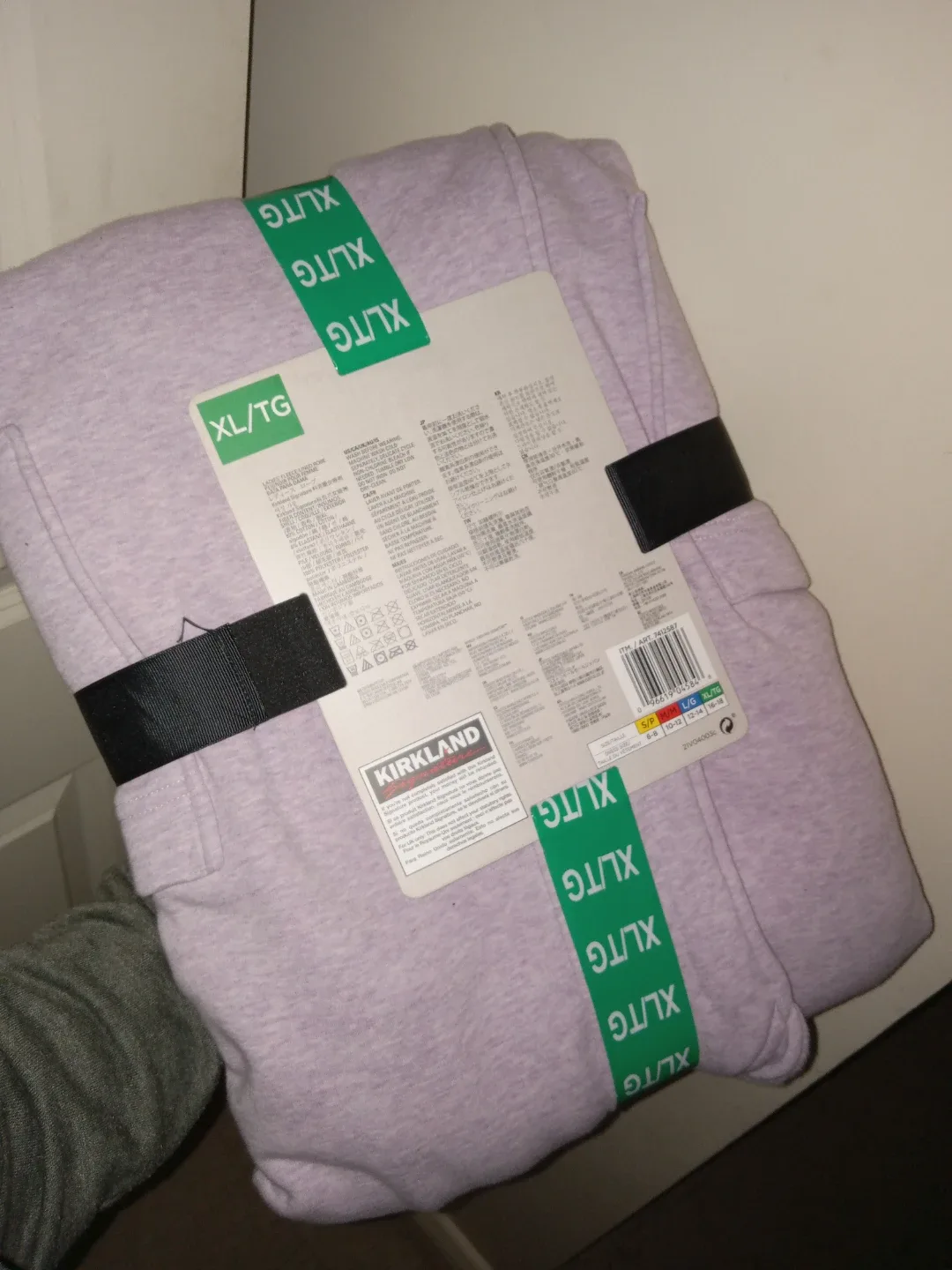 New Kirkland Fleece-Lined Robe, XL/TG image indicator(3)