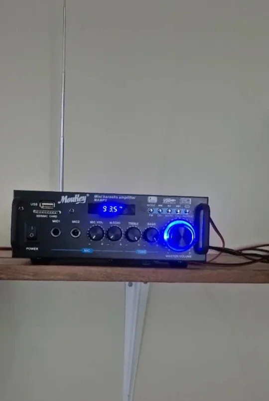 Moukey MAMP3 BLUETOOTH Mini Karaoke 400 Watt Amplifier. image indicator(5)