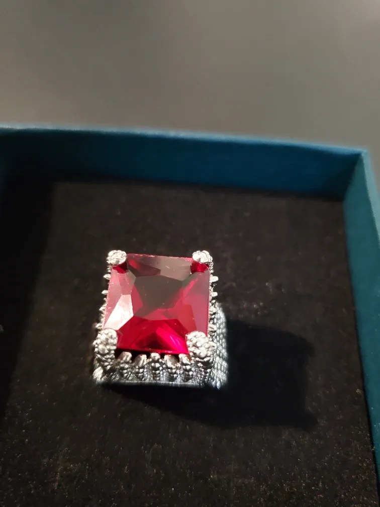 Red Stone Statement Ring image indicator(4)