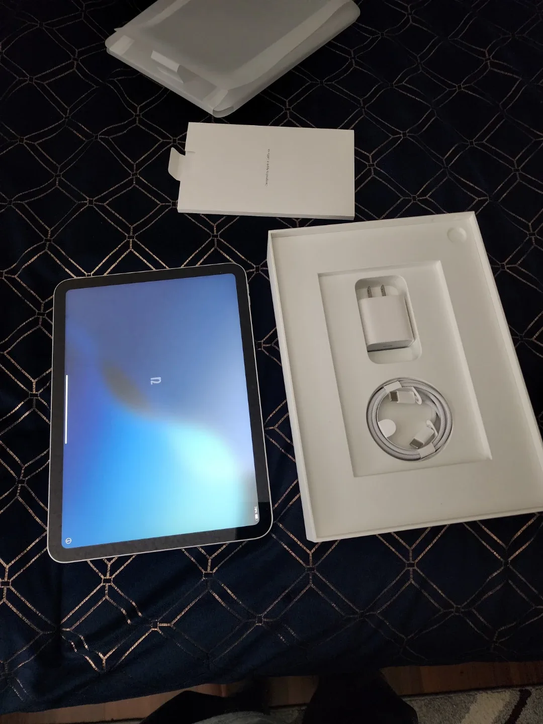 IPad  10" 128GB image indicator(5)