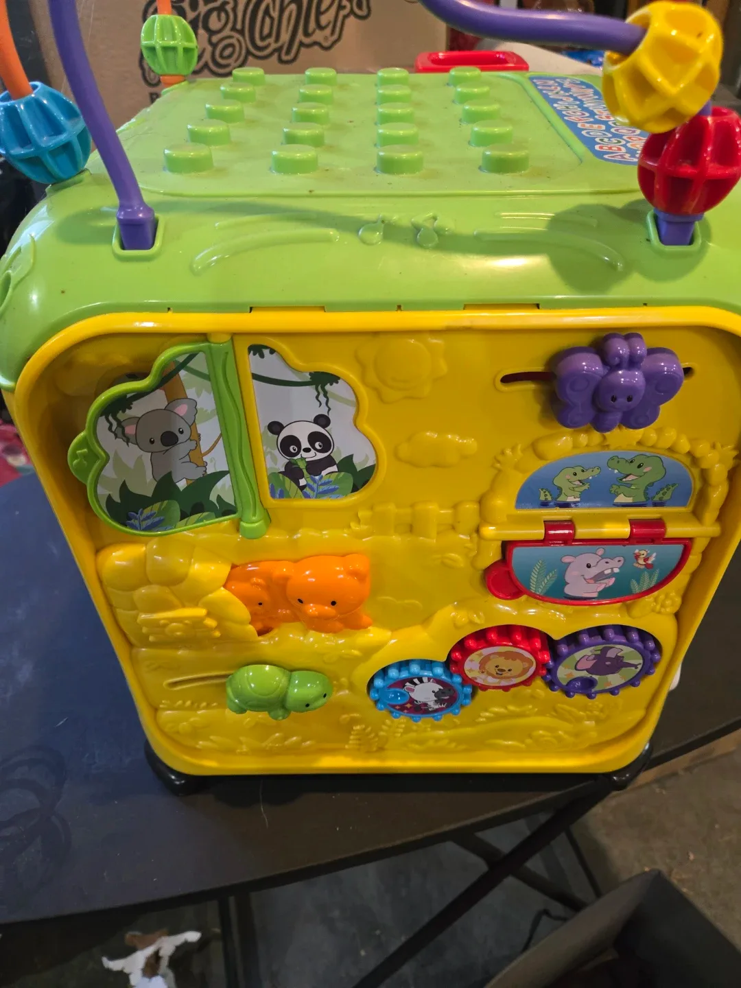 VTech Ultimate Alphabet Activity Cube image indicator(3)