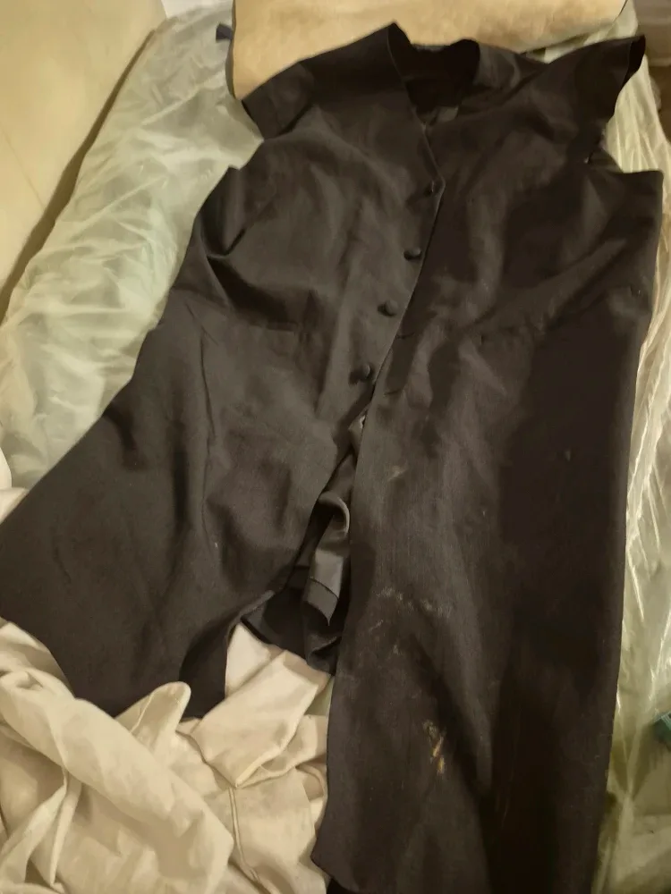 Black Suit - Size Unknown image indicator(2)
