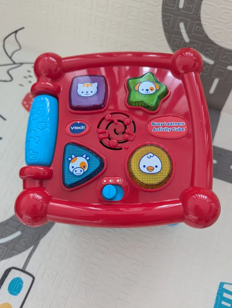 VTech Busy Learners Activity Cube
