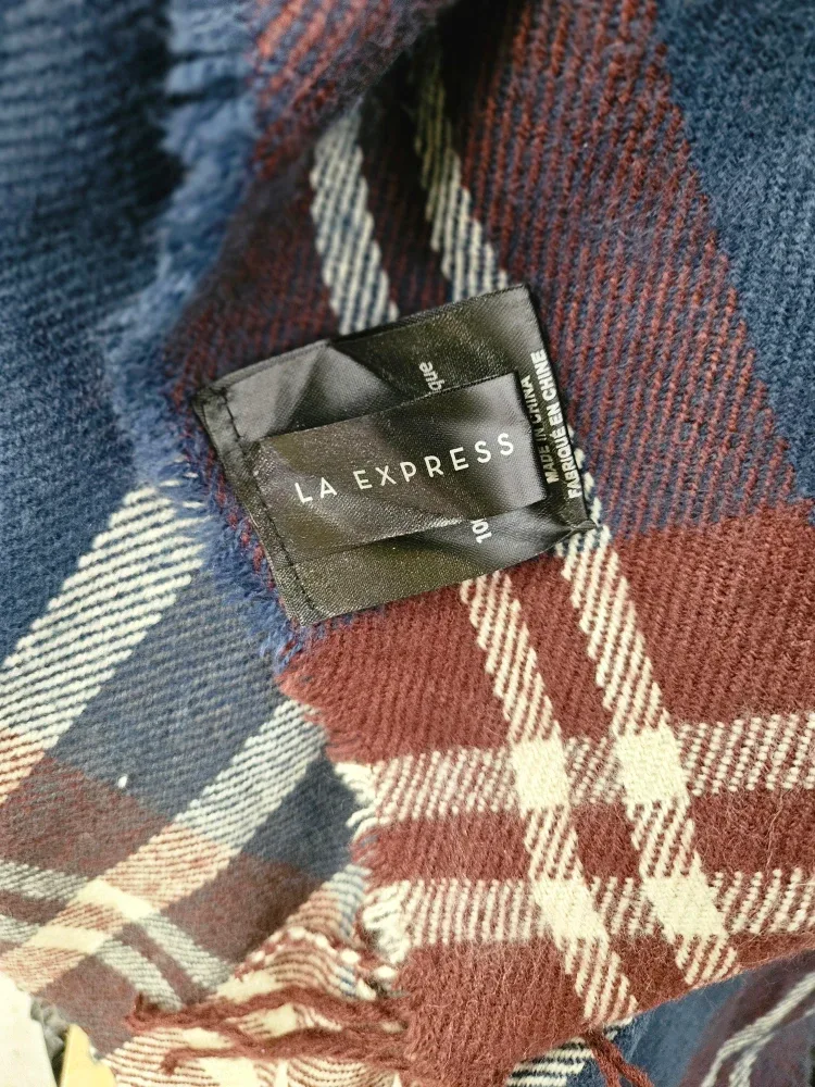 La Express Plaid Poncho O/S image indicator(2)