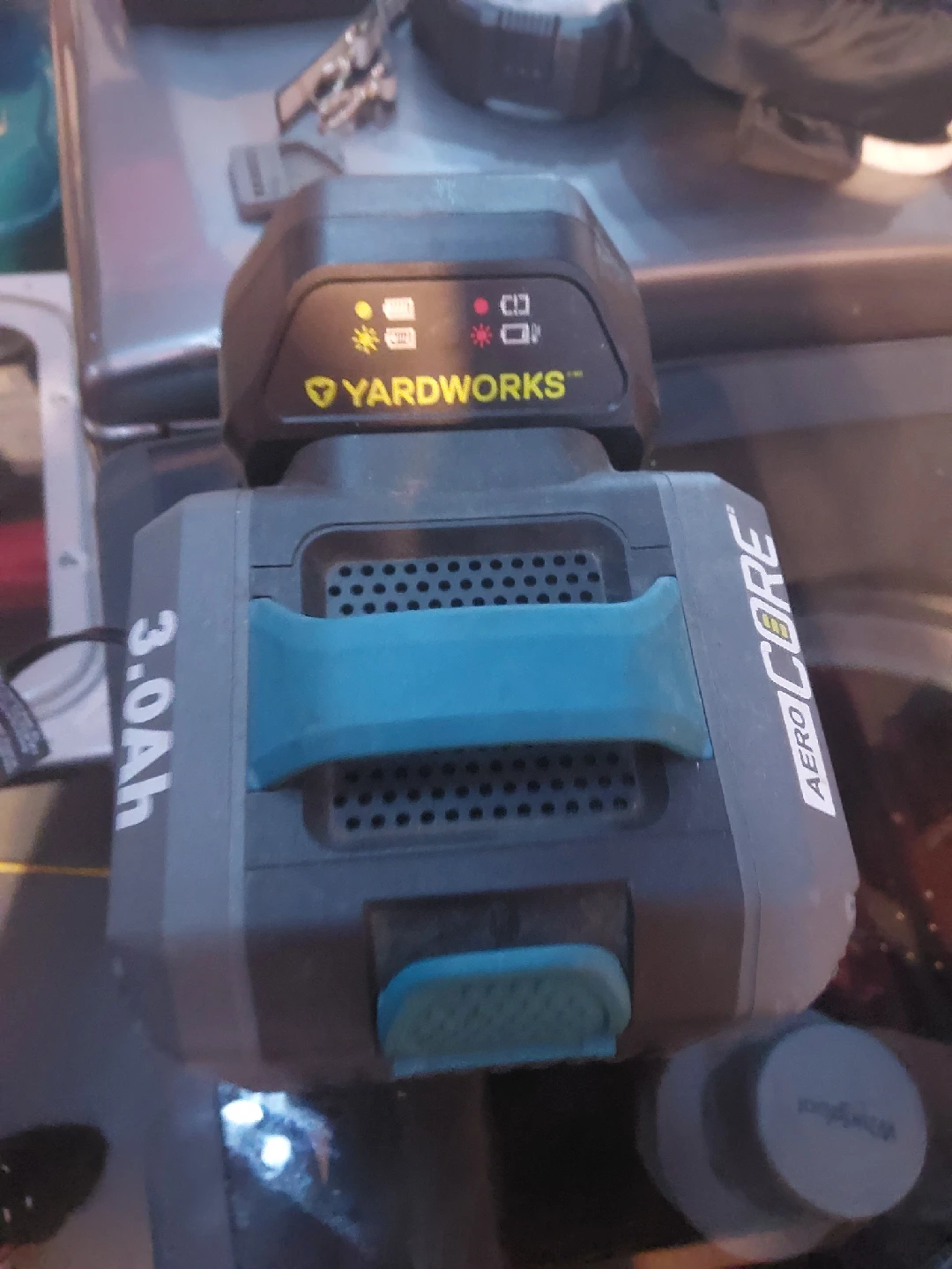 Yardworks 48V 3.0Ah Battery & Charger - photo 2